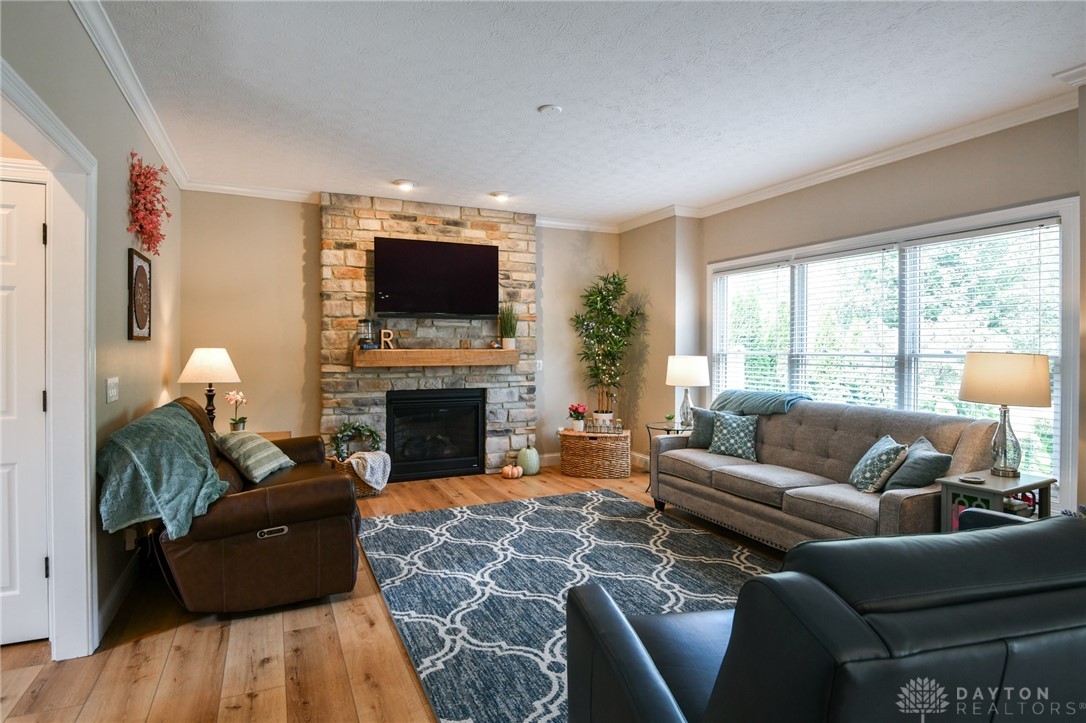 Troy, Ohio 45373, United States, 4 Bedrooms Bedrooms, ,4 BathroomsBathrooms,Residential,Active,210104