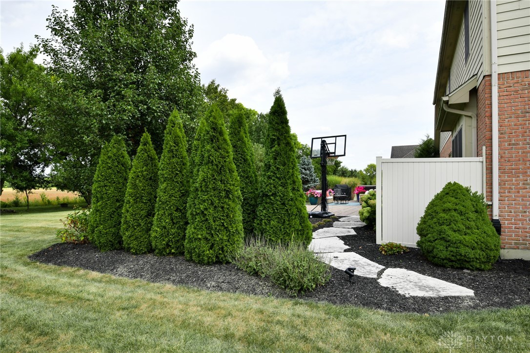 Troy, Ohio 45373, United States, 4 Bedrooms Bedrooms, ,4 BathroomsBathrooms,Residential,Active,210104