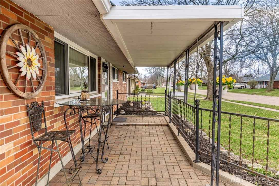 4800 Delba Drive, Dayton, Ohio image 3