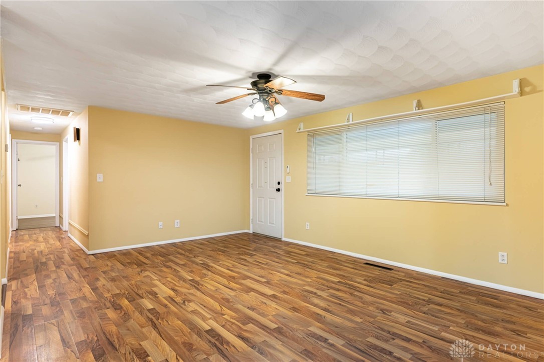 4800 Delba Drive, Dayton, Ohio image 5