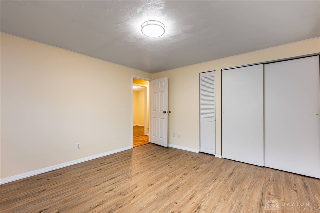 4800 Delba Drive, Dayton, Ohio image 24