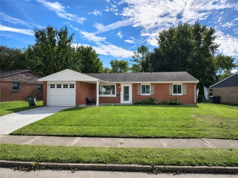 Homes For Sale - 1279 Skylark Drive<br/> Troy, OH 45373
