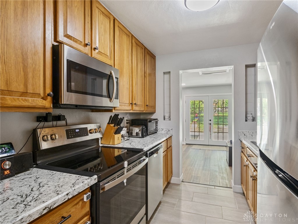 2874 Mckay Road, Beavercreek, Ohio image 7