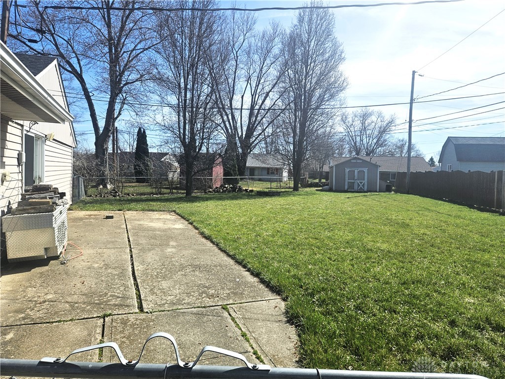 108 Kathie Court, Germantown, Ohio image 3