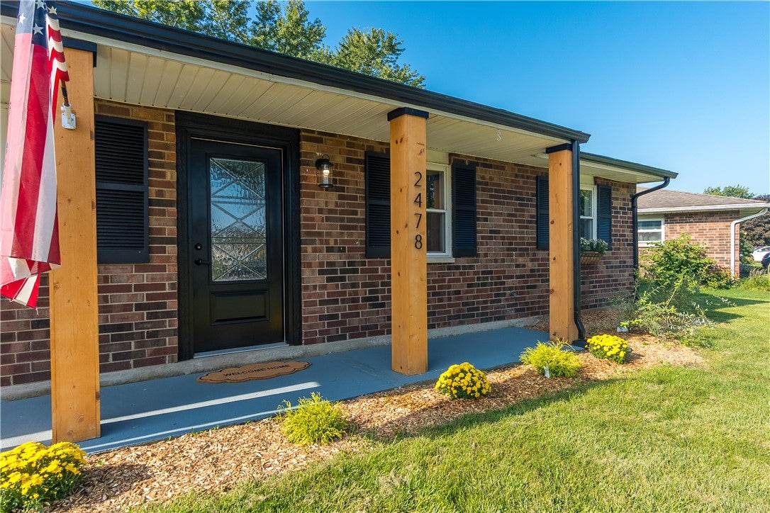 2478 E Foxchase Court