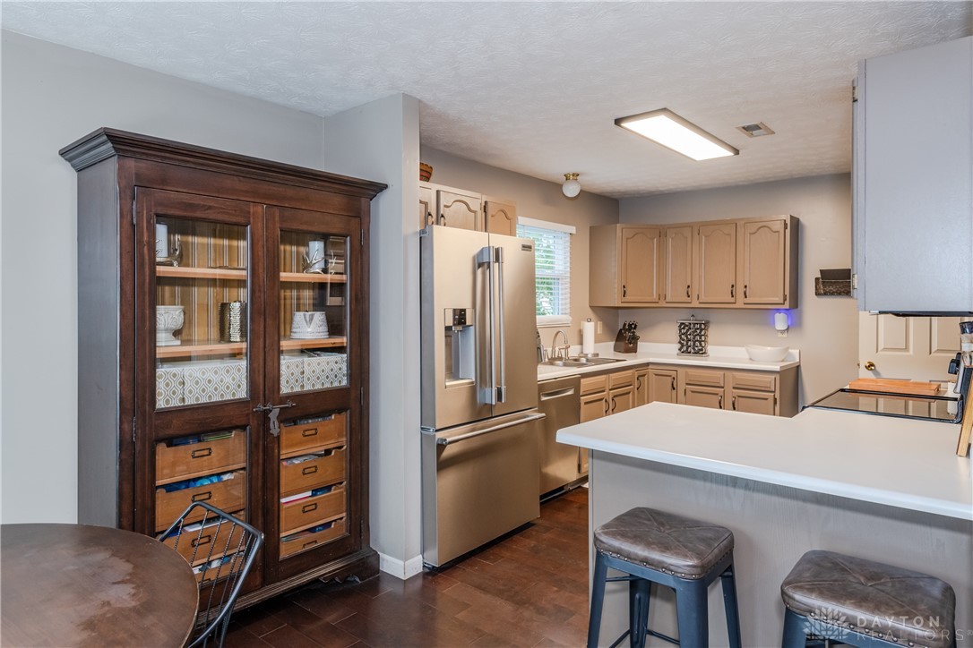 3008 Clearstream Way, Clayton, Ohio image 8