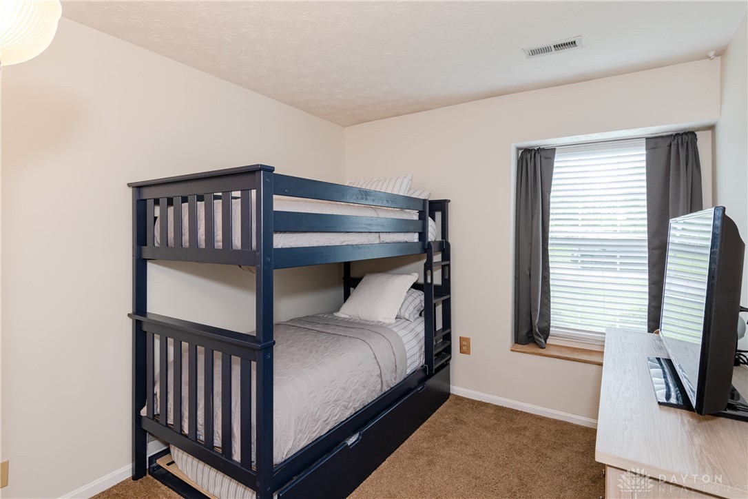 3008 Clearstream Way, Clayton, Ohio image 17