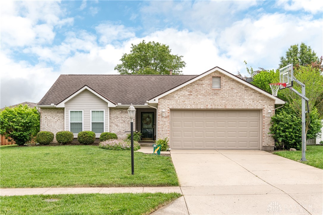 3008 Clearstream Way, Clayton, Ohio image 2