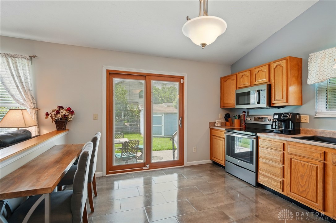 2073 Granny Smith Lane, Middletown, Ohio image 13