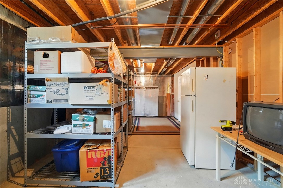 2073 Granny Smith Lane, Middletown, Ohio image 30