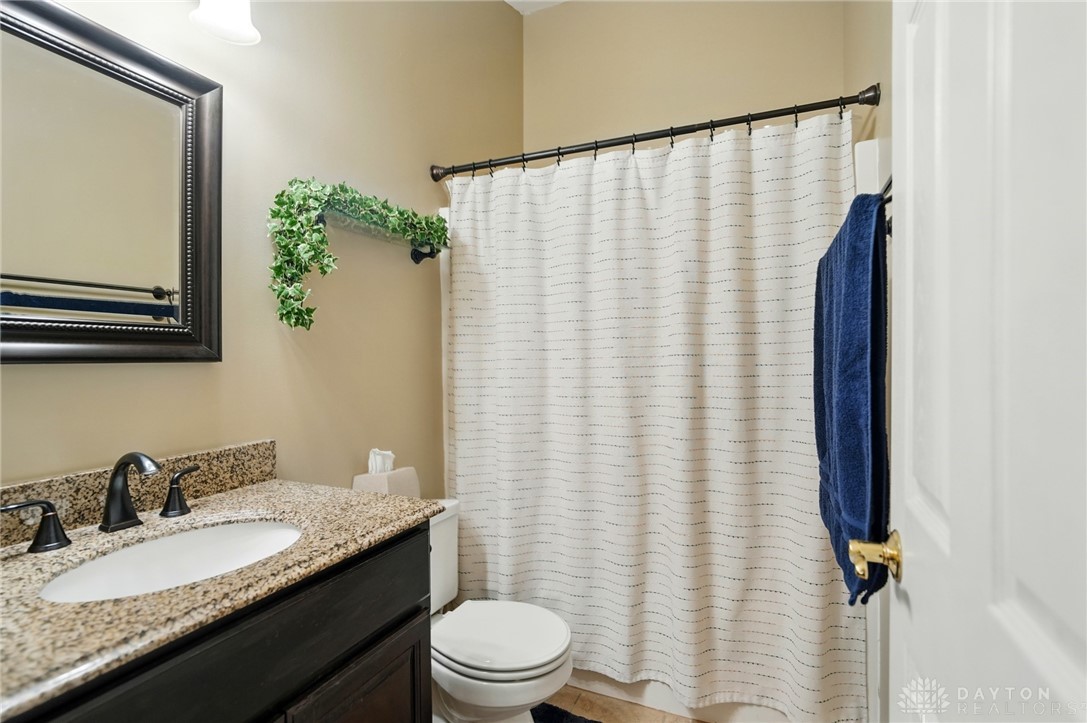 2073 Granny Smith Lane, Middletown, Ohio image 18