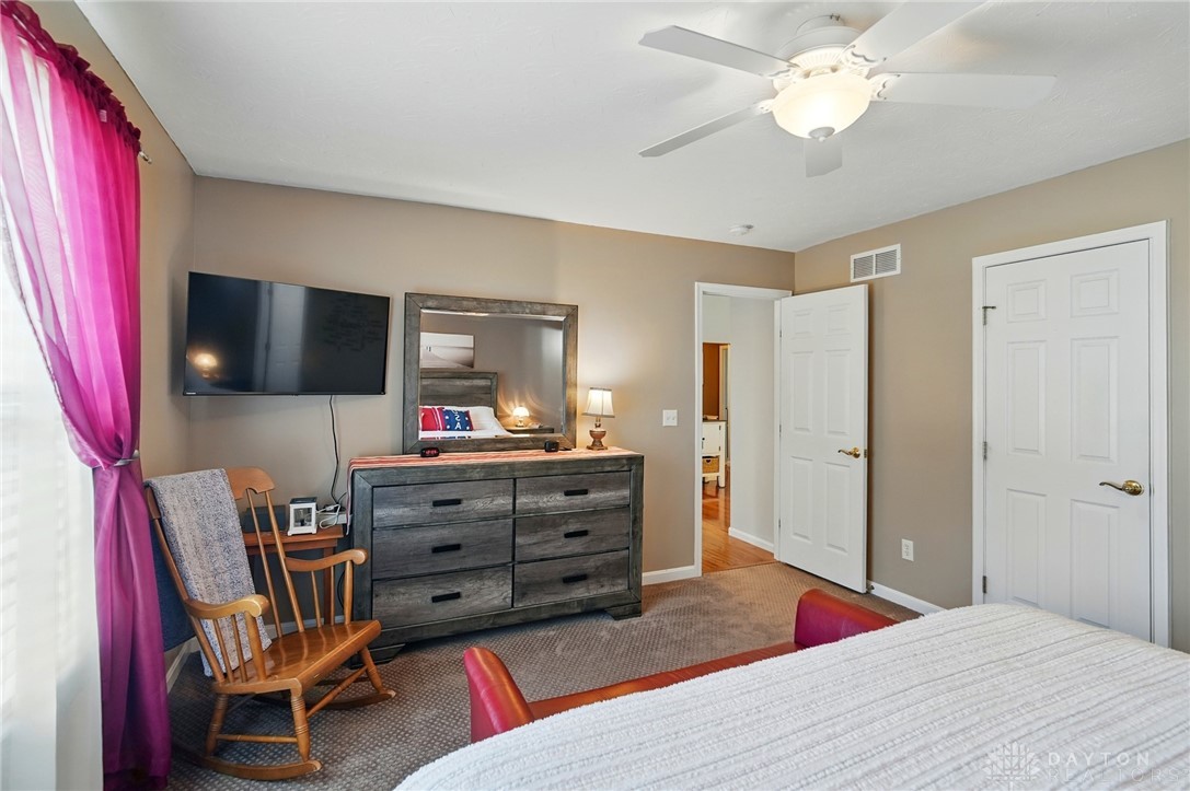 2073 Granny Smith Lane, Middletown, Ohio image 17