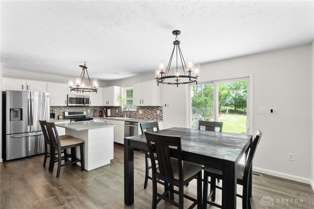 344 Wayside Drive, Beavercreek, Ohio image 17