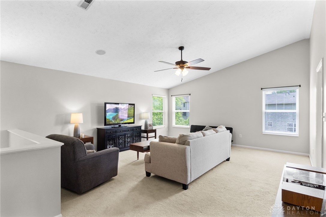 344 Wayside Drive, Beavercreek, Ohio image 31
