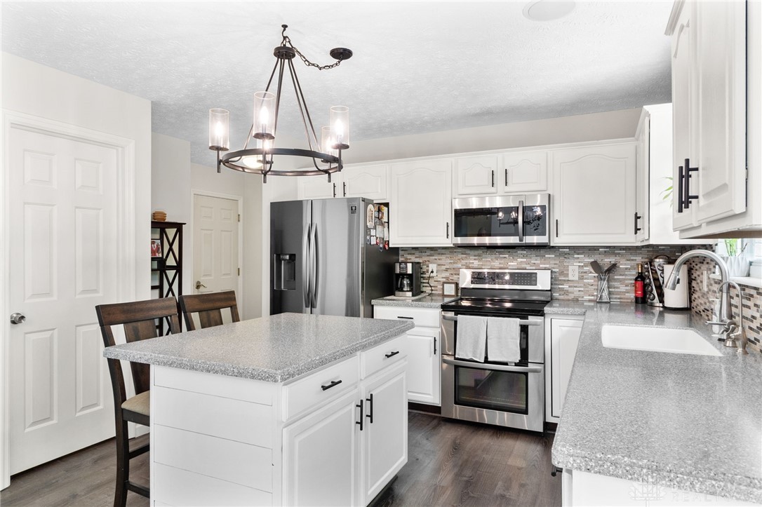 344 Wayside Drive, Beavercreek, Ohio image 20