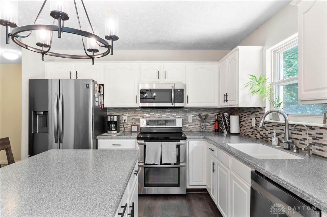 344 Wayside Drive, Beavercreek, Ohio image 21