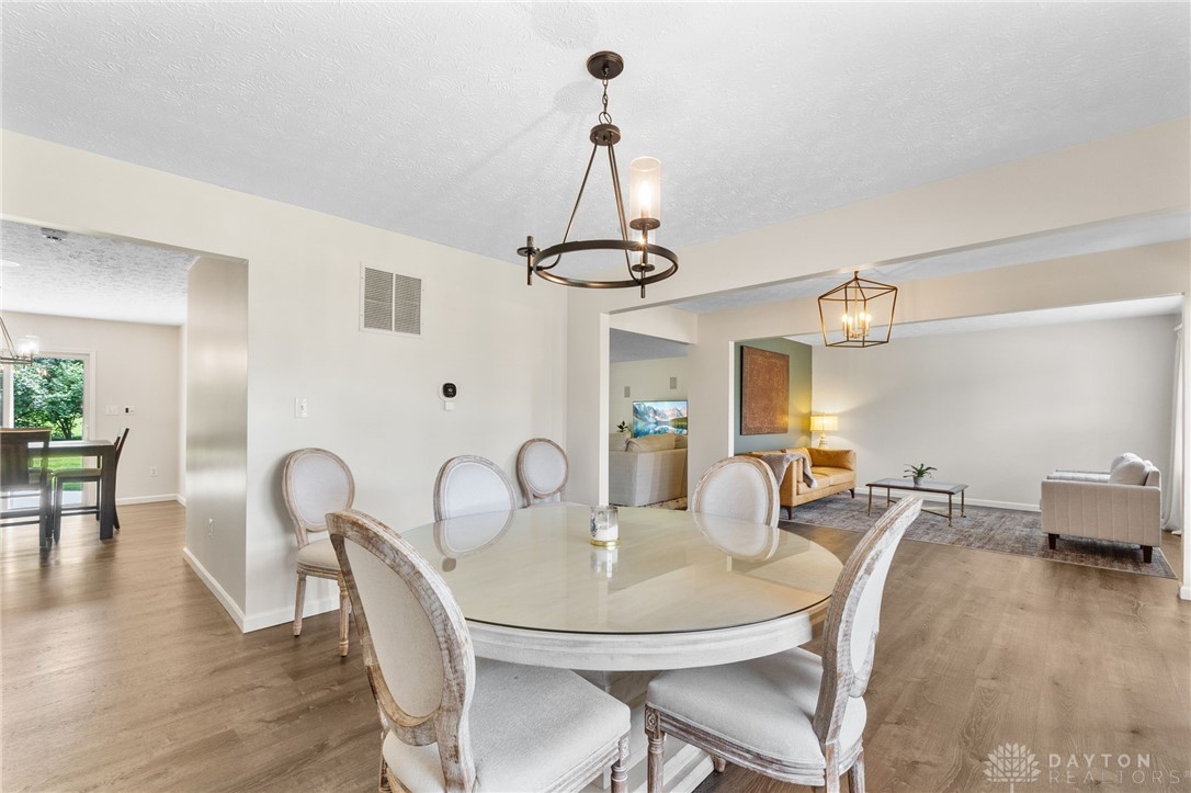 344 Wayside Drive, Beavercreek, Ohio image 12