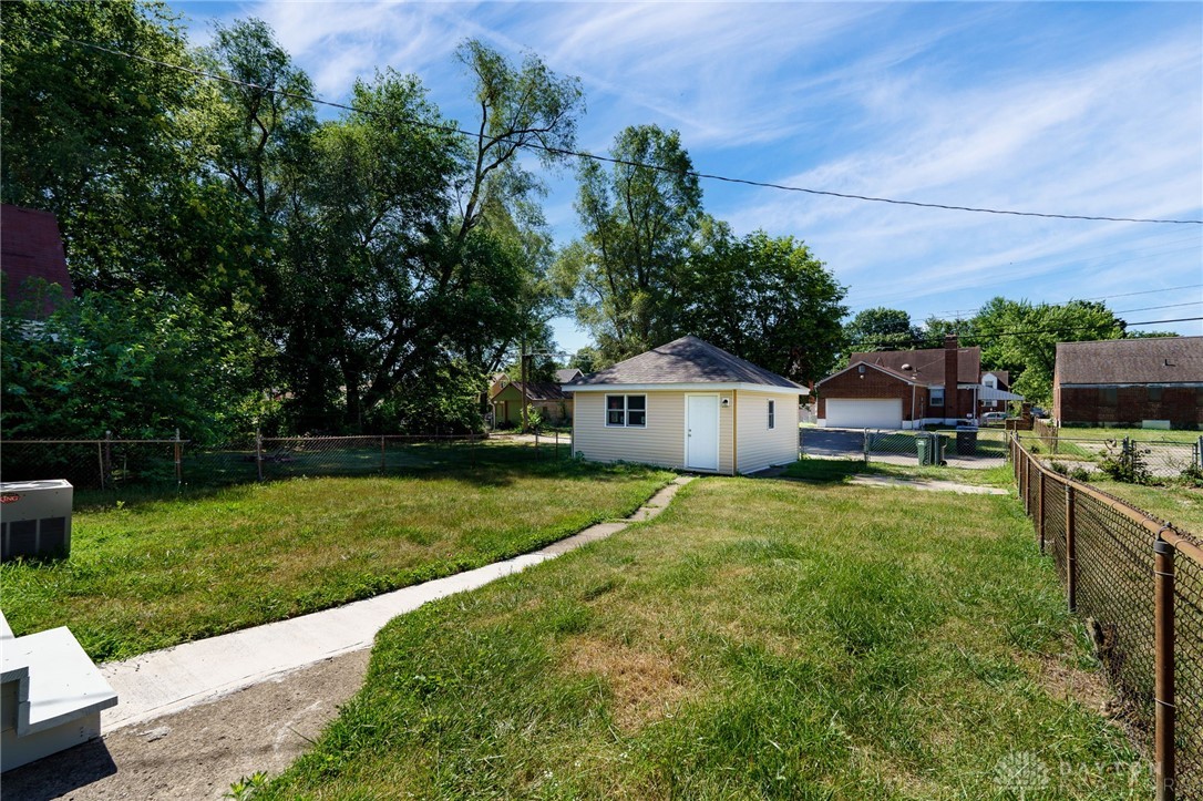 558 W Stewart Street, Dayton, Ohio image 35