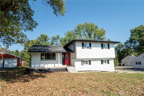 Photo of 6157 12th Avenue, Miamisburg, OH 45342 (MLS # 944690) Photo of 6157 12th Avenue, Miamisburg, OH 45342 (MLS # 944690)