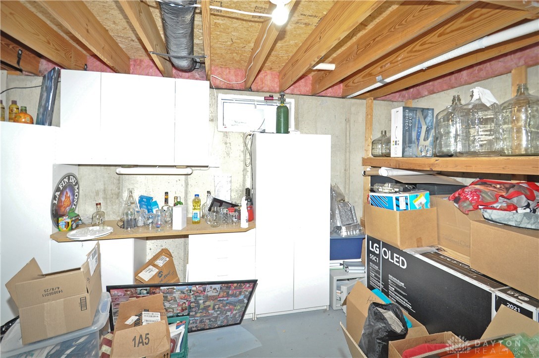 10913 Providence Pike, Brookville, Ohio image 28
