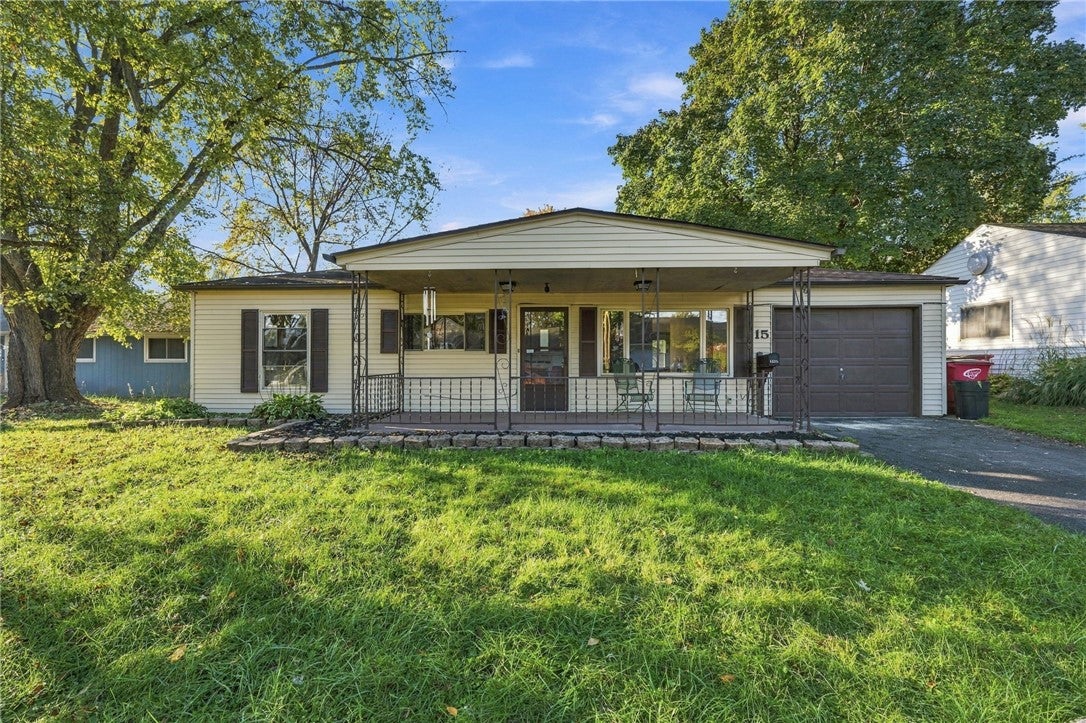 15 Meadowbrook Court