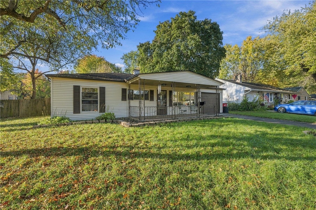 15 Meadowbrook Court