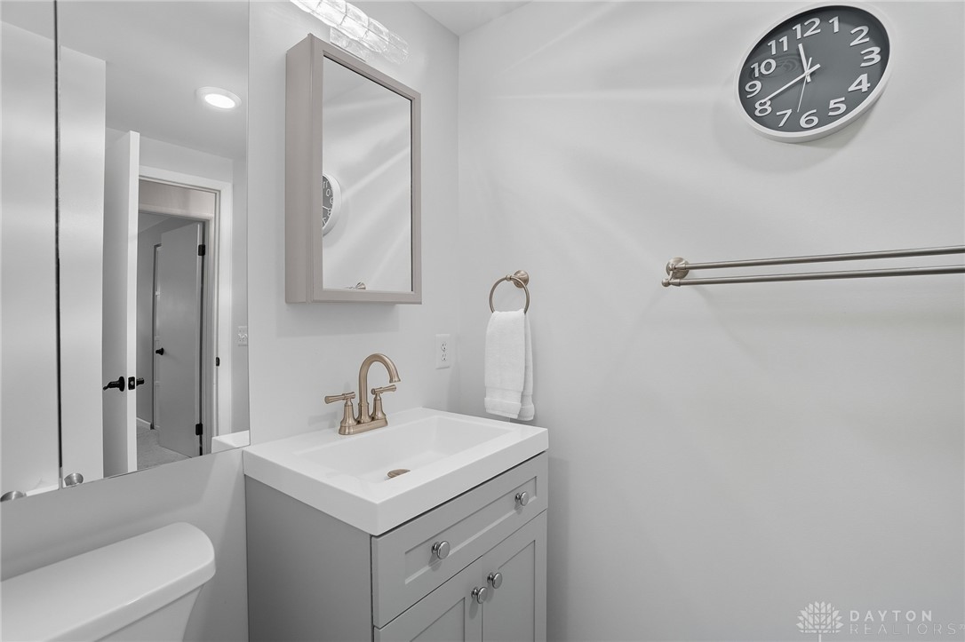 Washington Twp, Ohio 45459, United States, 3 Bedrooms Bedrooms, ,2 BathroomsBathrooms,Residential,Active,220982