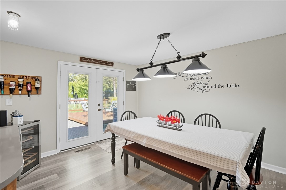 Washington Twp, Ohio 45459, United States, 3 Bedrooms Bedrooms, ,2 BathroomsBathrooms,Residential,Active,220982