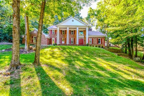 Photo of 1955 Kresswood Circle, Kettering, OH 45429 (MLS # 929502)