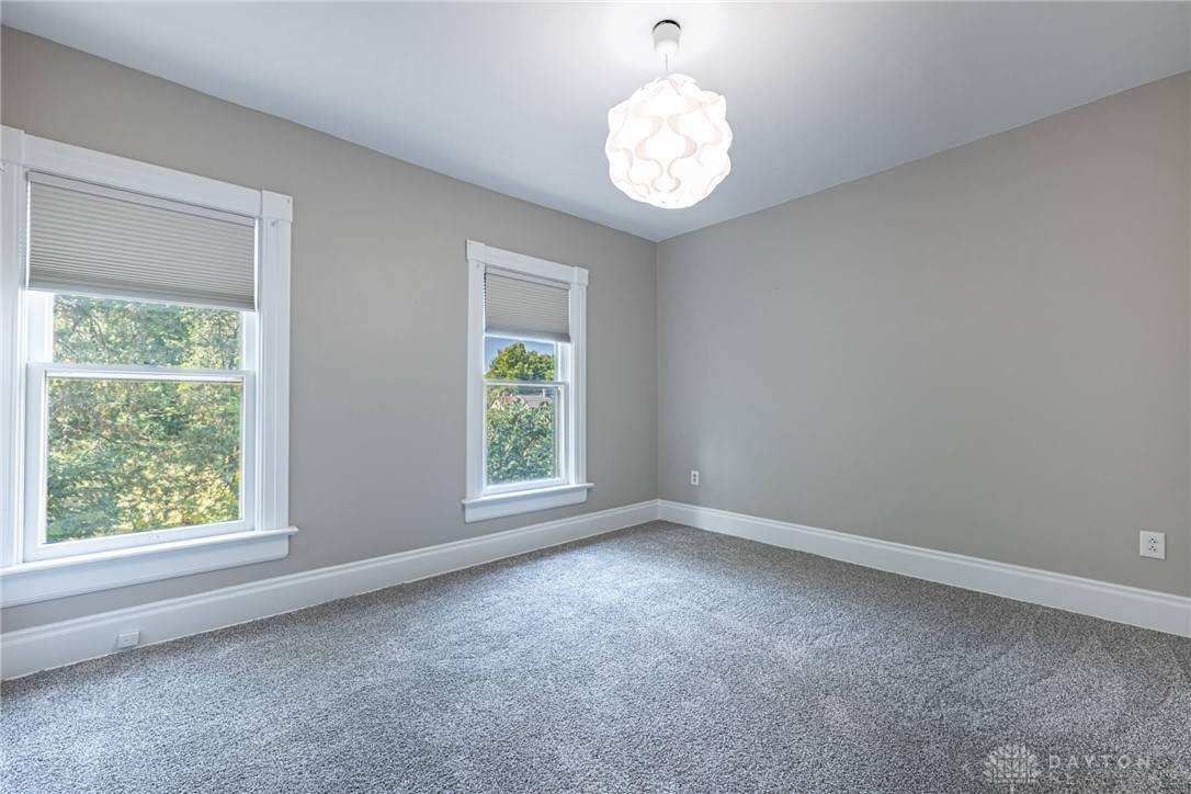 Dayton, Ohio 45410, United States, 6 Bedrooms Bedrooms, ,2 BathroomsBathrooms,Residential,Active,212167