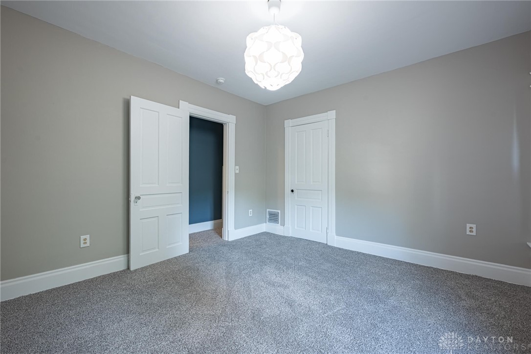 Dayton, Ohio 45410, United States, 6 Bedrooms Bedrooms, ,2 BathroomsBathrooms,Residential,Active,212167