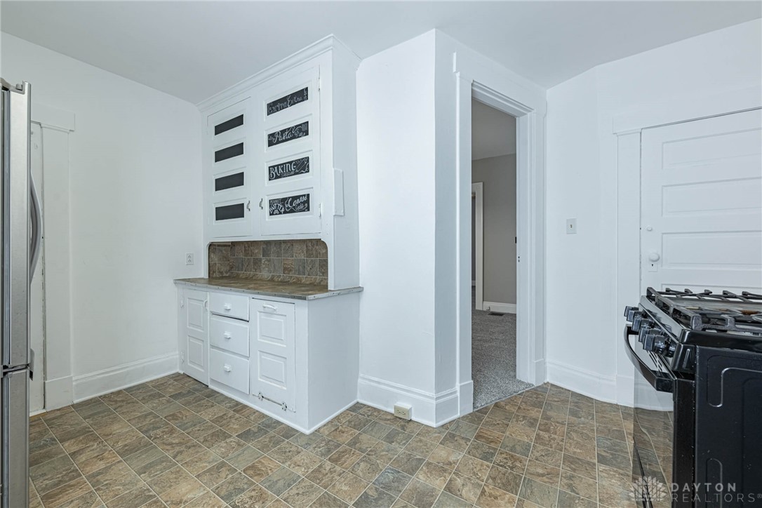 Dayton, Ohio 45410, United States, 6 Bedrooms Bedrooms, ,2 BathroomsBathrooms,Residential,Active,212167