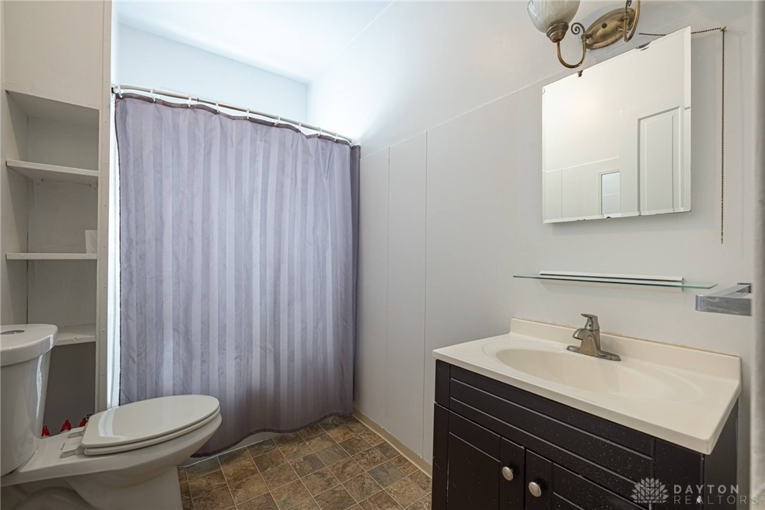 Dayton, Ohio 45410, United States, 6 Bedrooms Bedrooms, ,2 BathroomsBathrooms,Residential,Active,212167