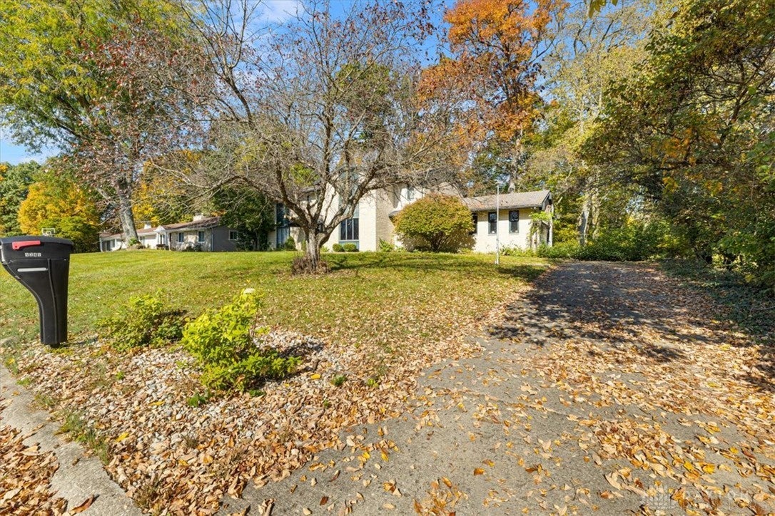 1341 Stratford Drive
