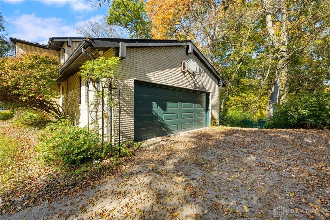1341 Stratford Drive