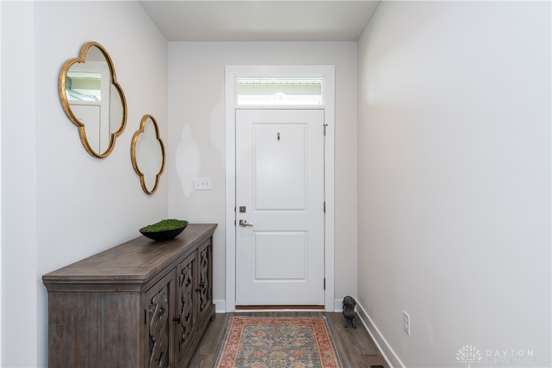 5121 Red Buckeye Drive, Tipp City, Ohio image 6