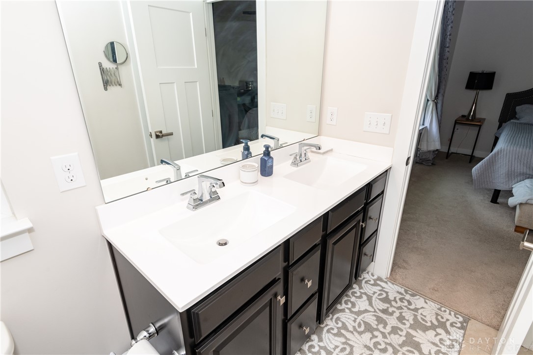 5121 Red Buckeye Drive, Tipp City, Ohio image 36