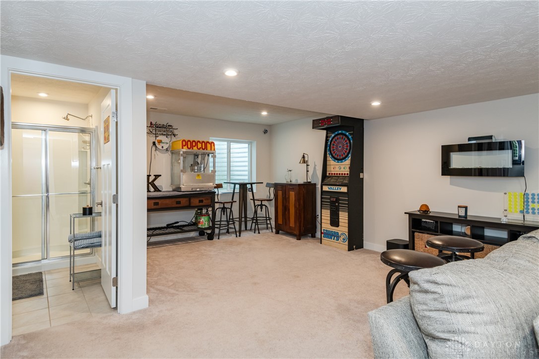5121 Red Buckeye Drive, Tipp City, Ohio image 37