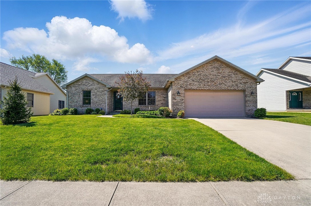 2610 New Castle Drive, Troy, Ohio image 2
