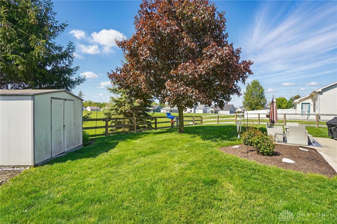 2610 New Castle Drive, Troy, Ohio image 42