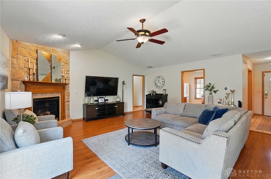 2610 New Castle Drive, Troy, Ohio image 10