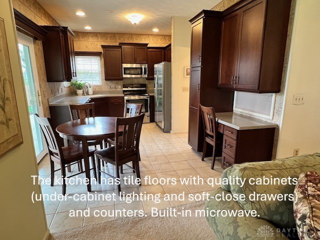 2461 Rosina Drive, Miamisburg, Ohio image 5