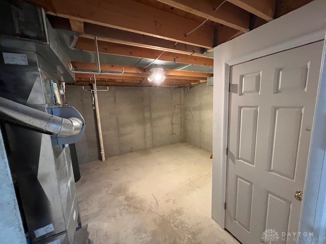 2461 Rosina Drive, Miamisburg, Ohio image 14