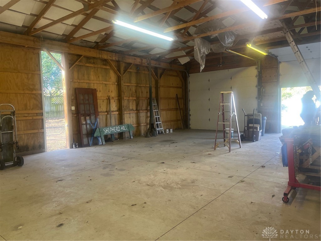 Springfield, Ohio 45504, United States, 4 Bedrooms Bedrooms, ,2 BathroomsBathrooms,Residential,Active,244437