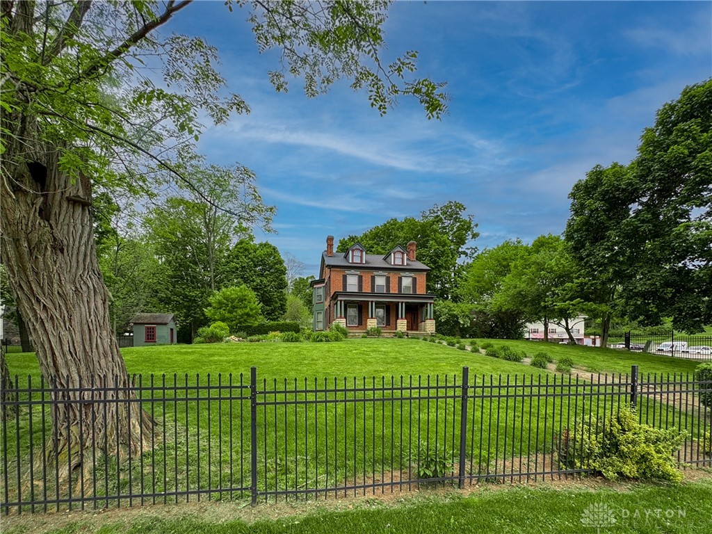 Springfield, Ohio 45504, United States, 4 Bedrooms Bedrooms, ,2 BathroomsBathrooms,Residential,Active,244437