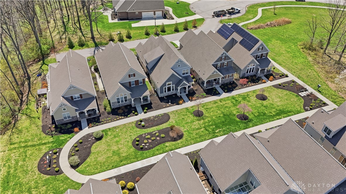 802 Monarch Court