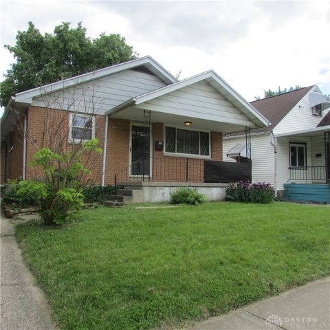 Photo of 218 E Parkwood Drive, Dayton, OH 45405 (MLS # 959234)