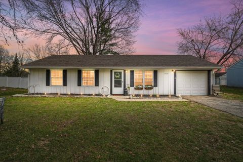 Homes For Sale - 1528 W Meadowbrook Drive<br/> Loveland, OH 45140