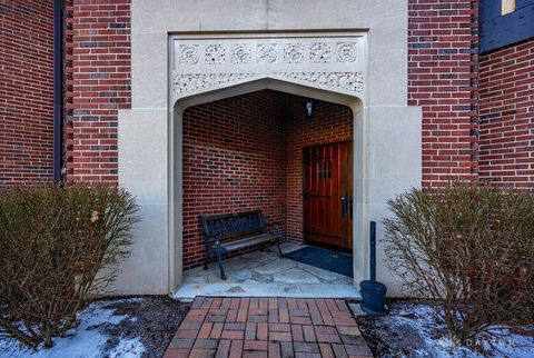 Photo of 1211 Far Hills Avenue, Dayton, OH 45419 (MLS # 949774)