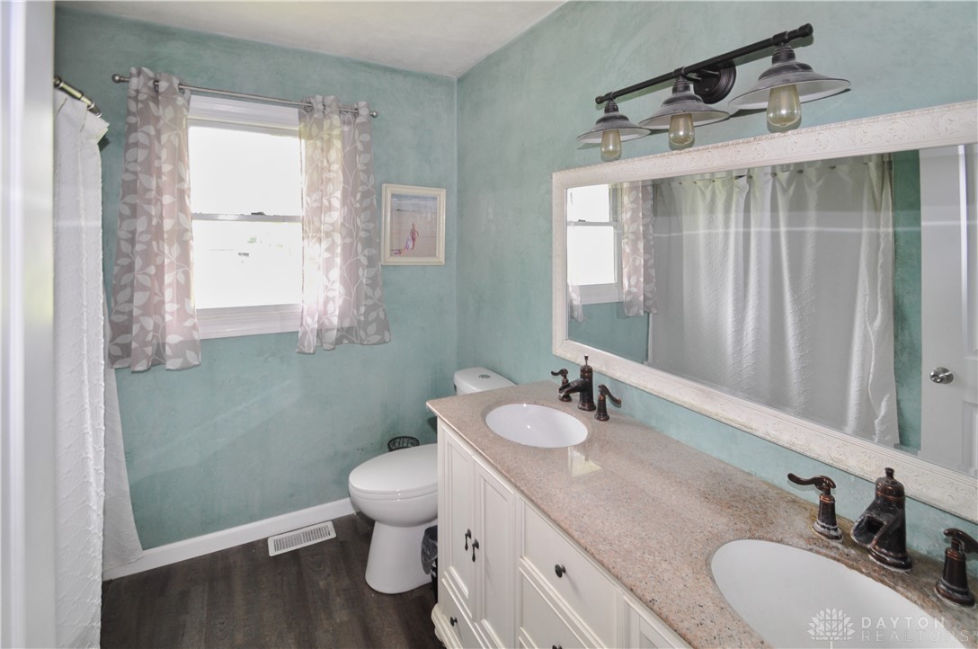 212 E Elroy Ansonia Road, Ansonia, Ohio image 18